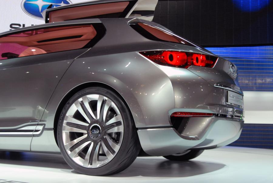  Subaru Hybrid Tourer Concept 2009 года  (фото 67 из 86)